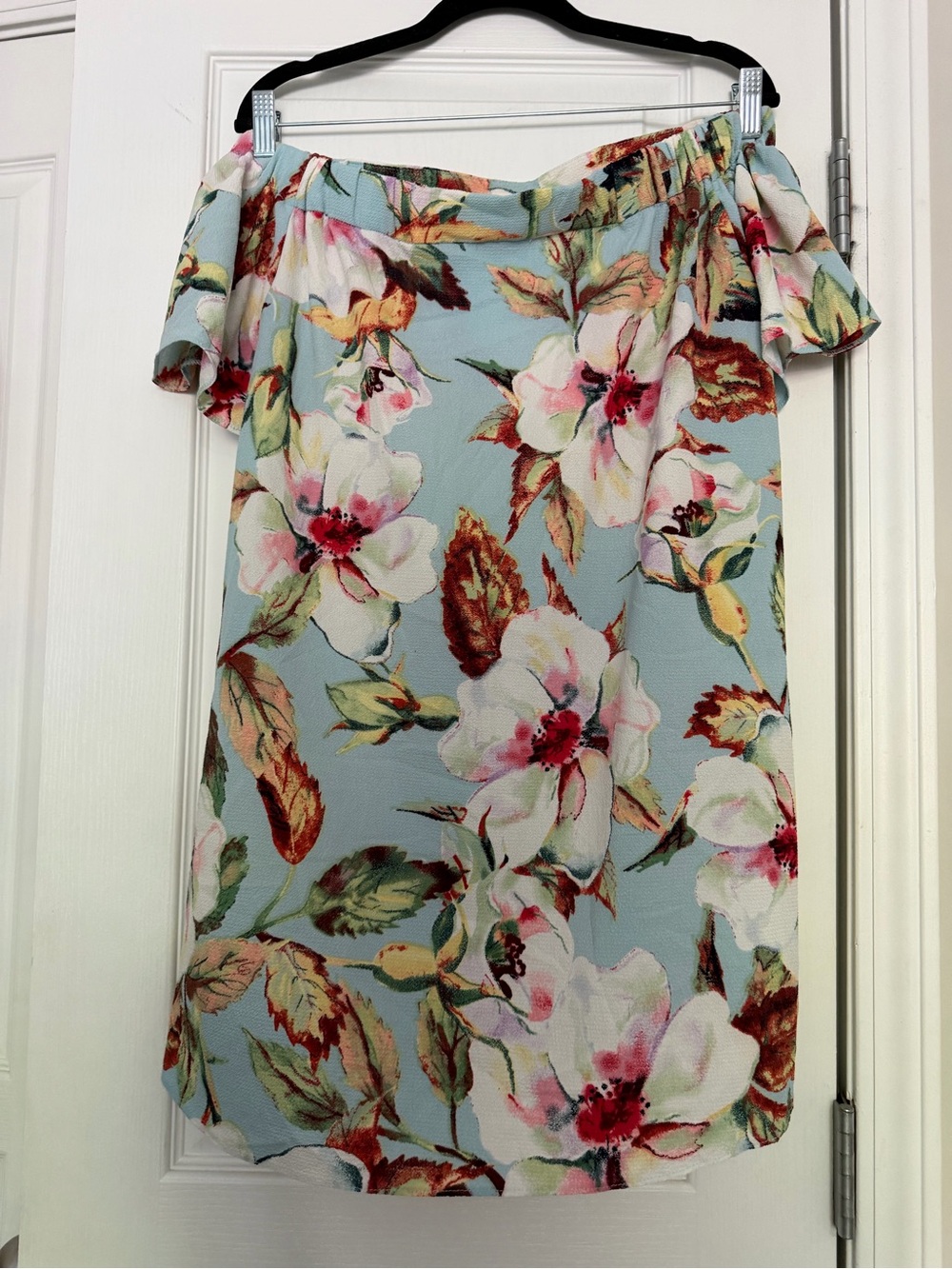 Alythea off the shoulder light blue floral dress, size S